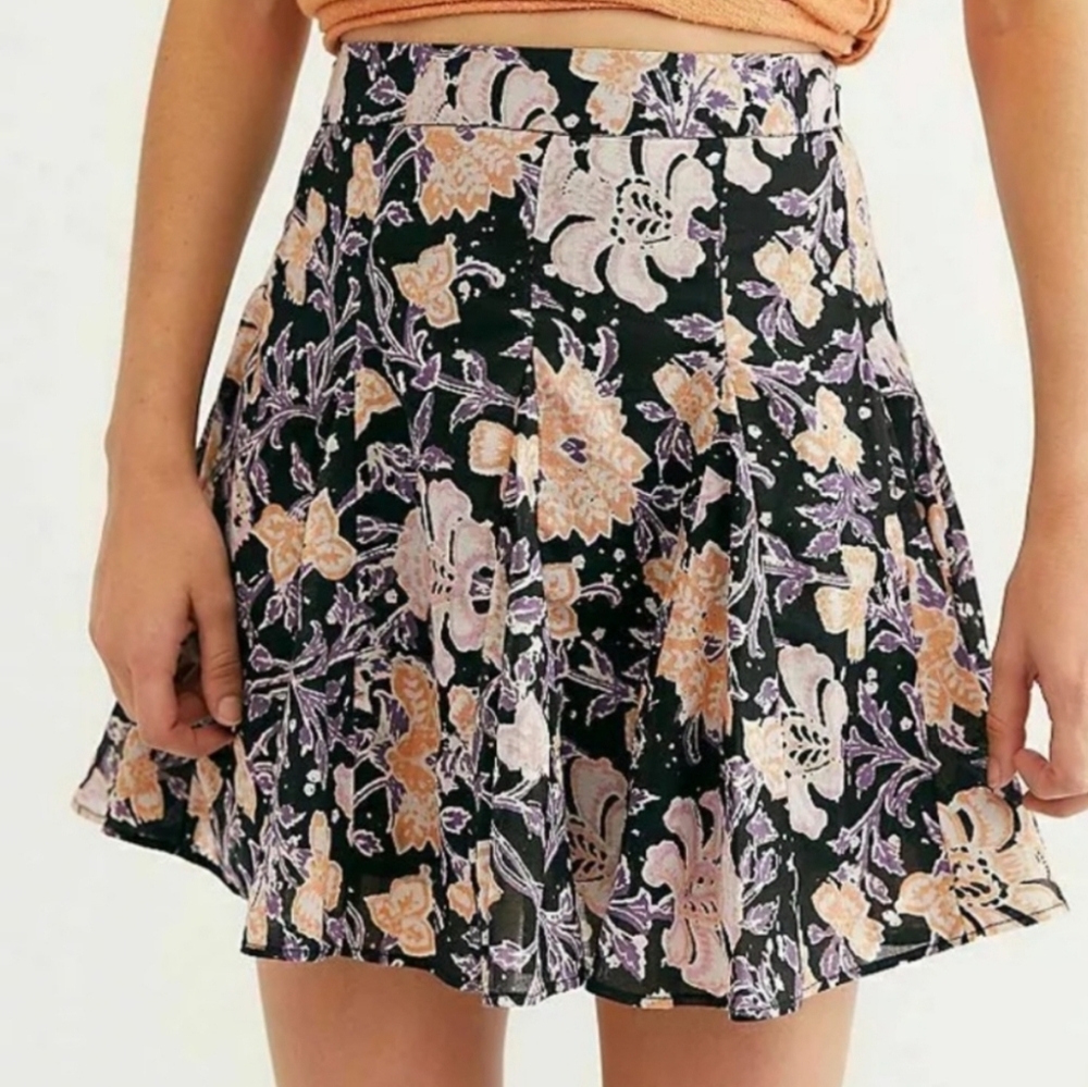 FREE PEOPLE Size 0 End Of The Island Floral Godet Skirt 100% Cotton Mini Skirt